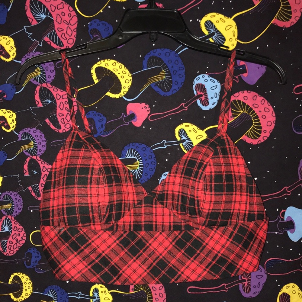 Plaid top